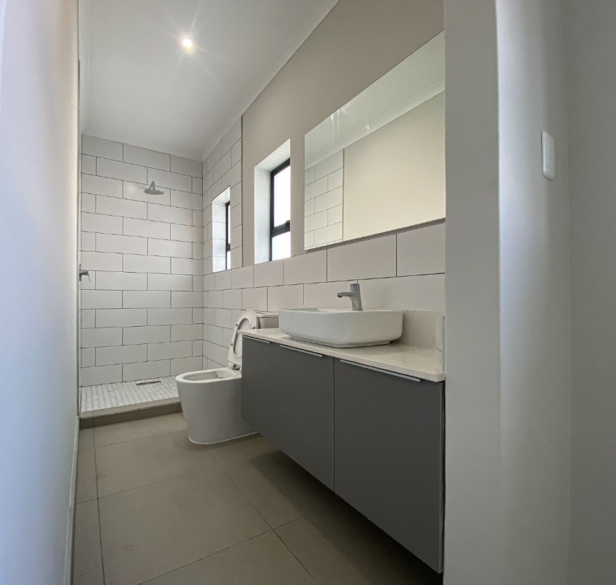 3 Bedroom Property for Sale in Pinelands Eastern Cape